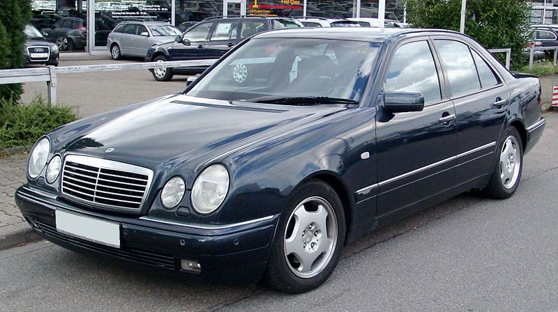 Mercedes-Benz W210 used parts and dismantlers in Saratov Engels, Russia